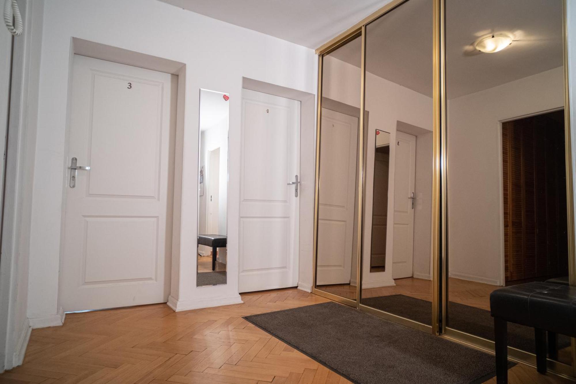 Apartrooms Near Old Town In Warsaw Dnf Done Invoice Bagian luar foto