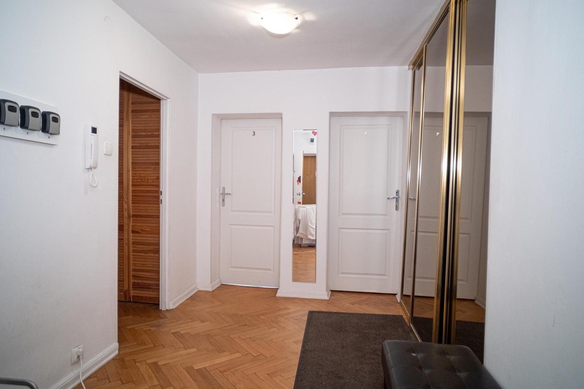 Apartrooms Near Old Town In Warsaw Dnf Done Invoice Bagian luar foto