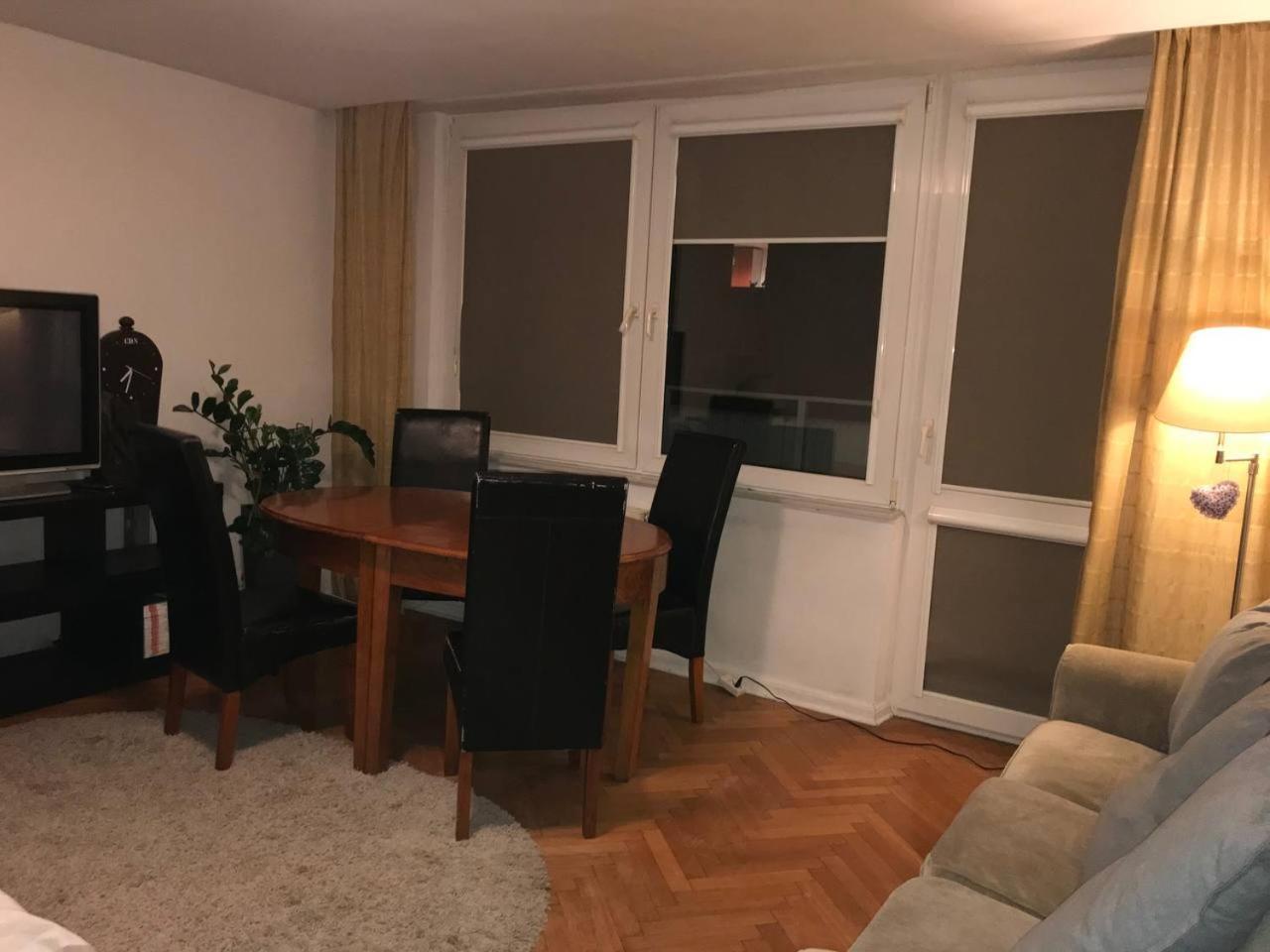 Apartrooms Near Old Town In Warsaw Dnf Done Invoice Bagian luar foto